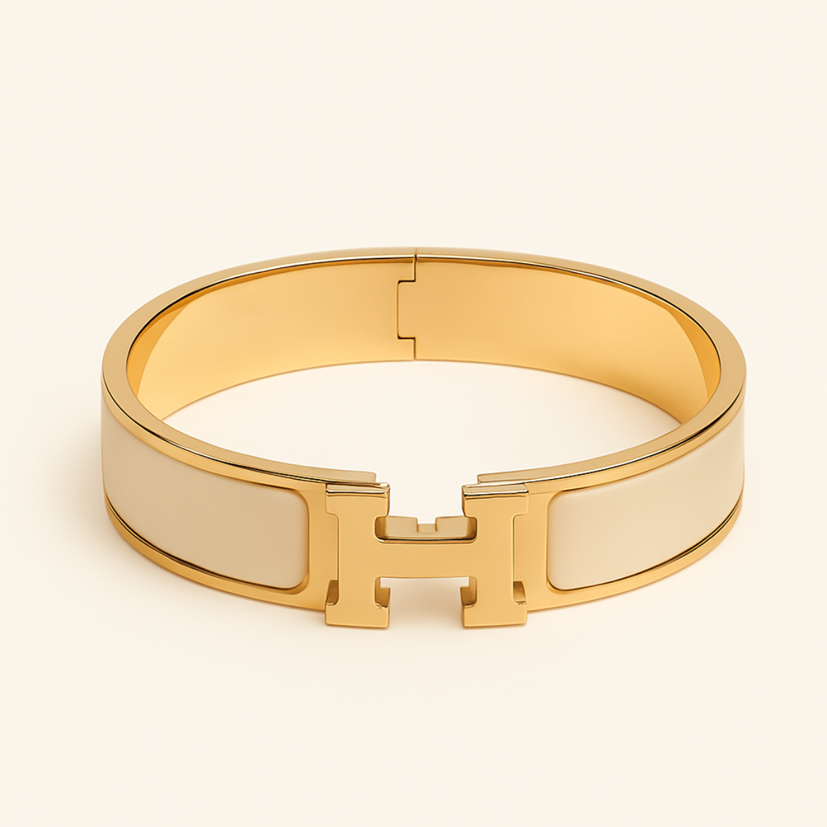 Elegant 'H' Armband fra Helena