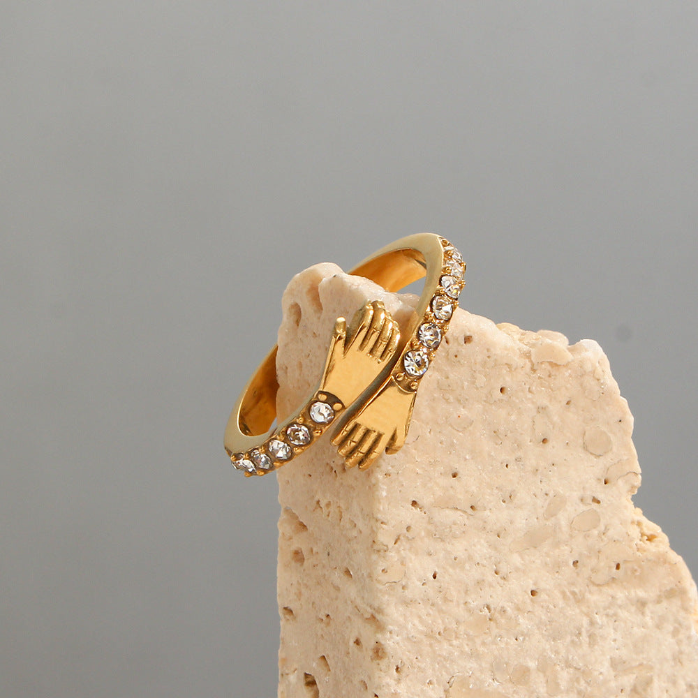 Amaryllis Gull Bold Statement Ring