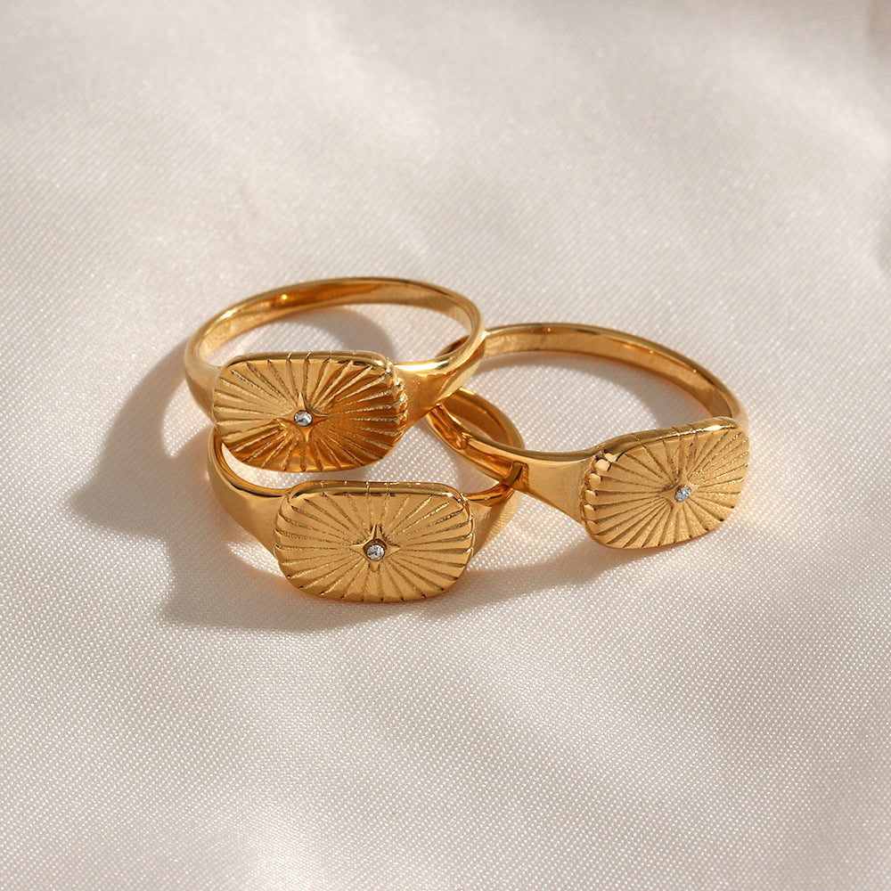Aglaia Statement Ring