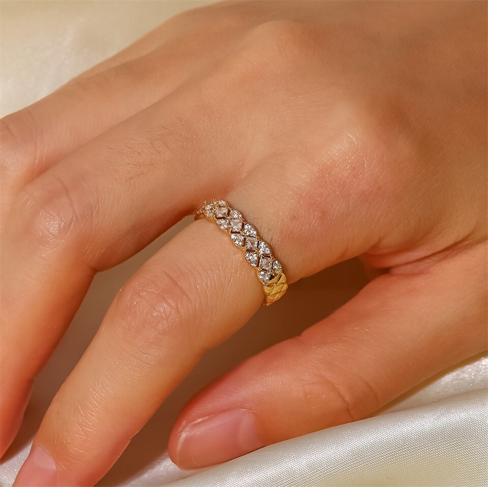 Camille Mustard Seed Ring