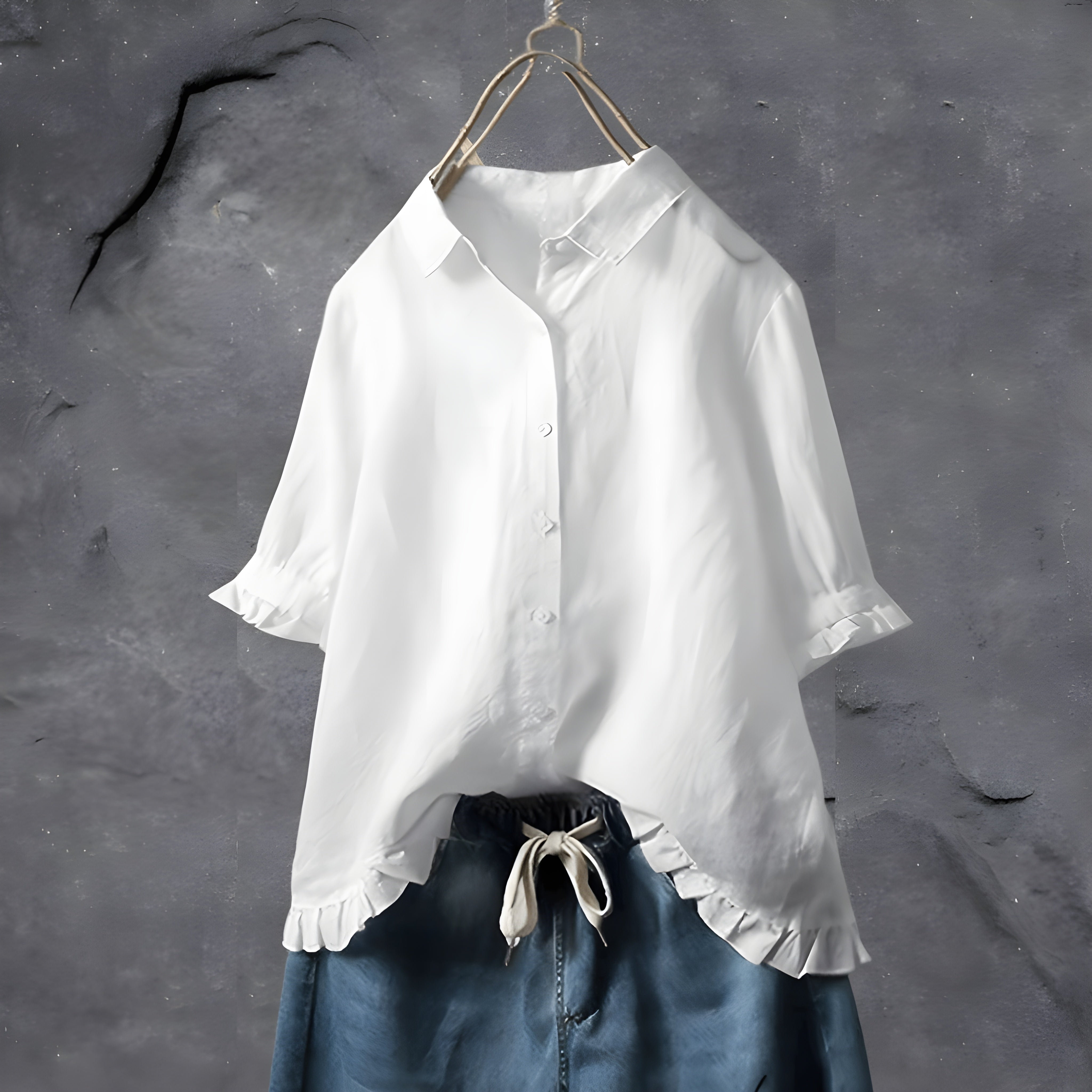 June™ | Elegant Bluse med Tidløs Klasse