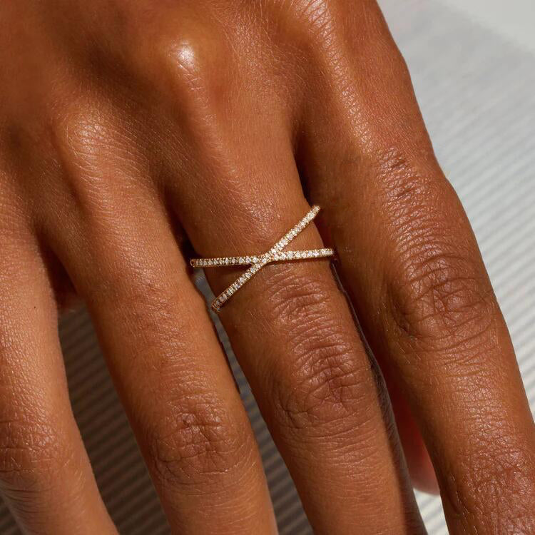 Diamantbesatt Guldring Nia