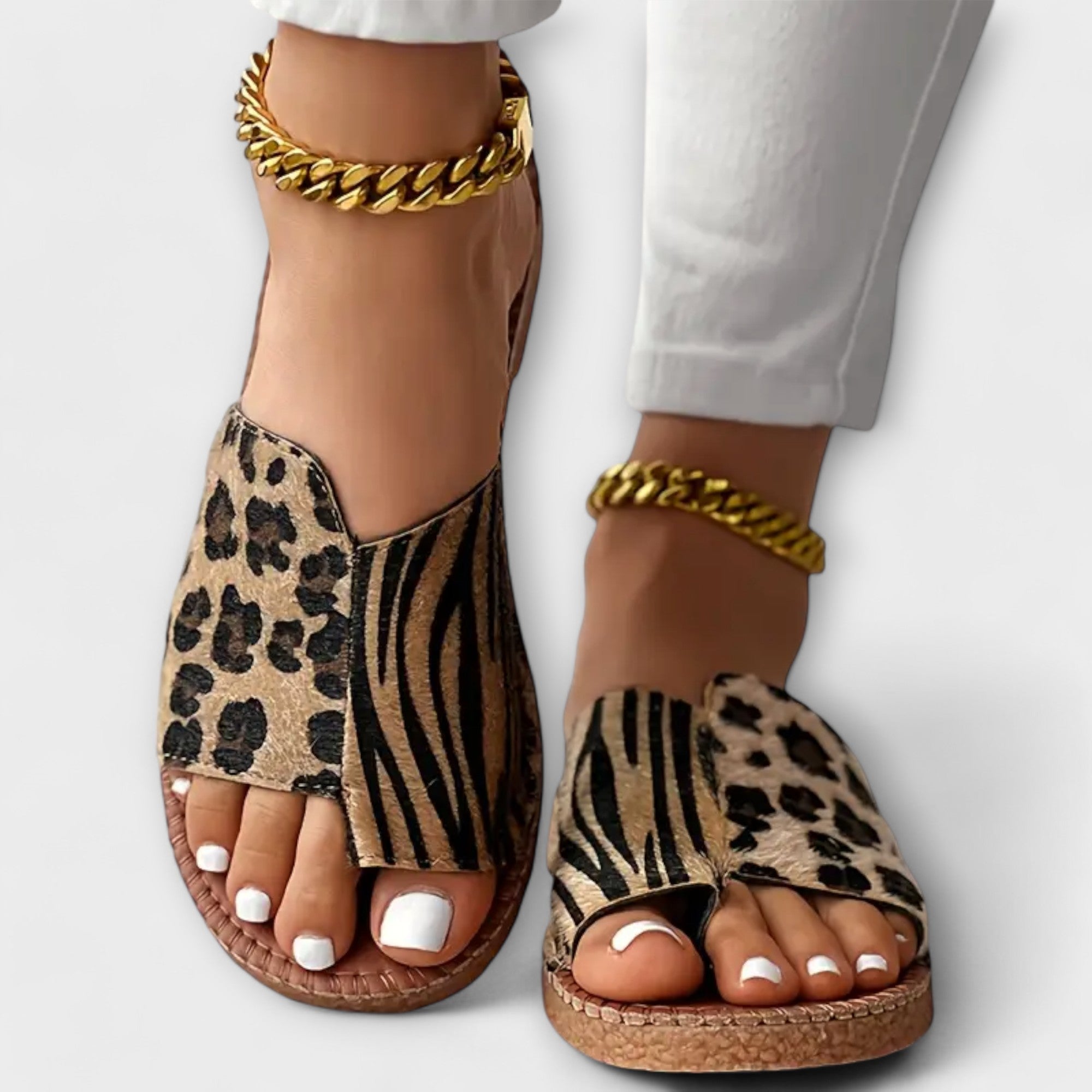 Lyan | Trendy Bicolor Klippere med Leopardmønster