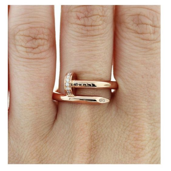 Chic Pink-Gold Ring