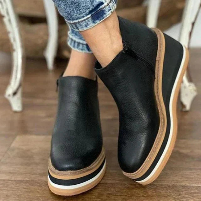 Deborah | Chic Ankle Boots