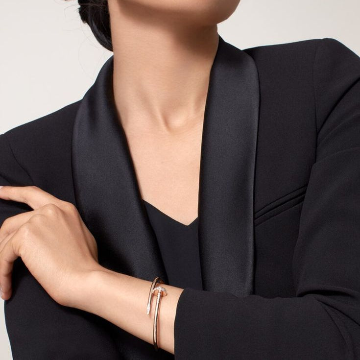 Elegant Rosaguld Armbånd med Luksuriøst Design