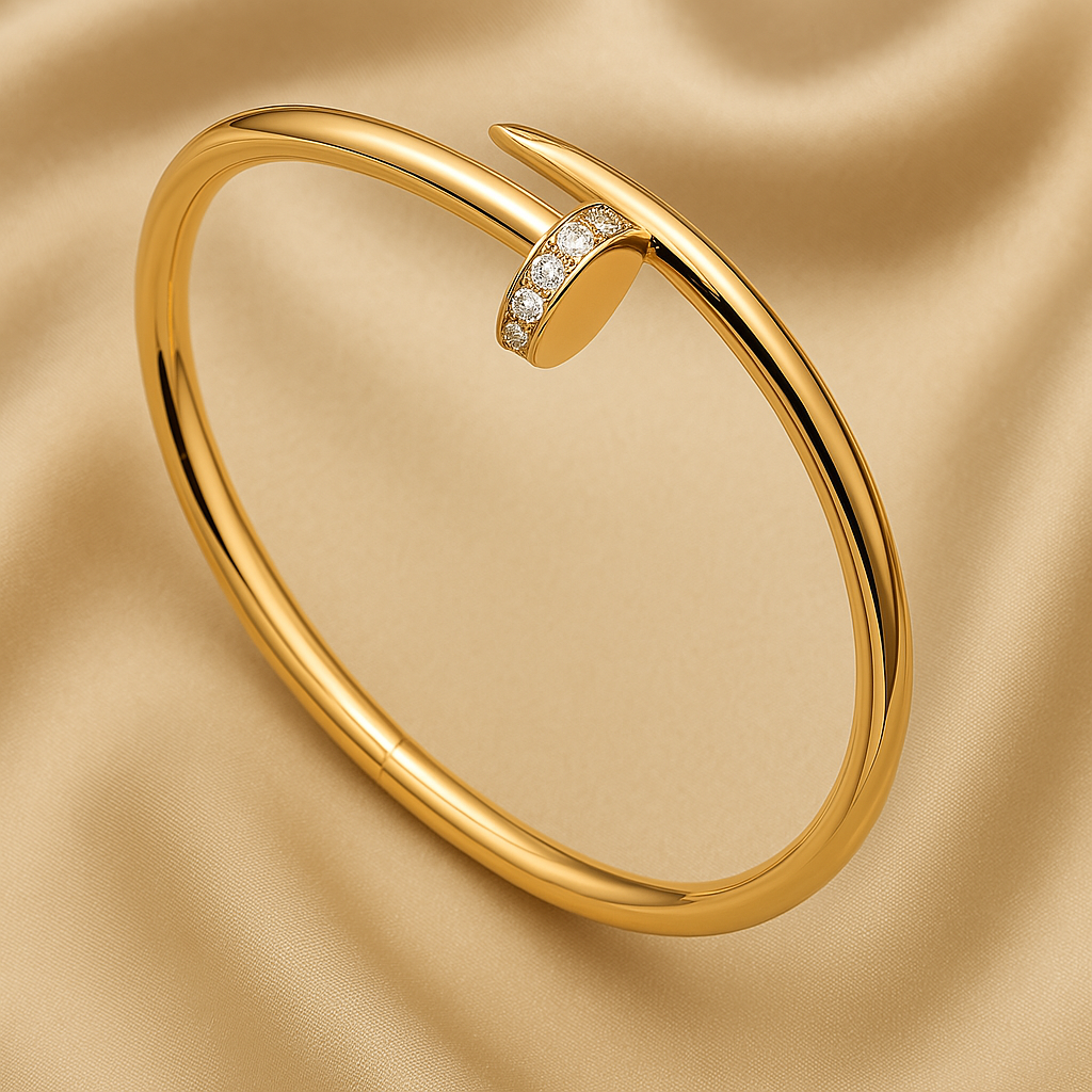 Luxurious 18K Gold Bracelet
