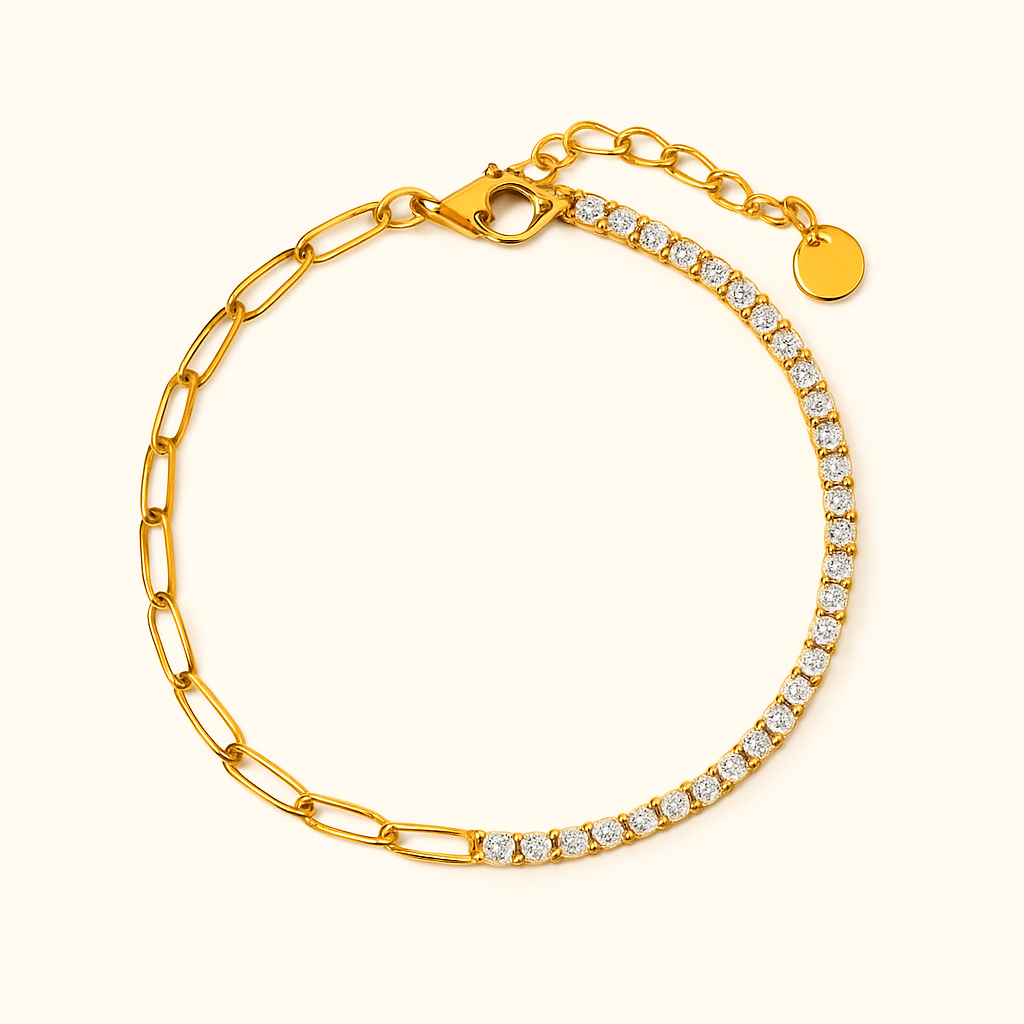 "FAE Sæt med Lås og Tennisarmbånd" kan omskrives til "FAE Sæt med Lås og Tennis-inspireret Armbånd".