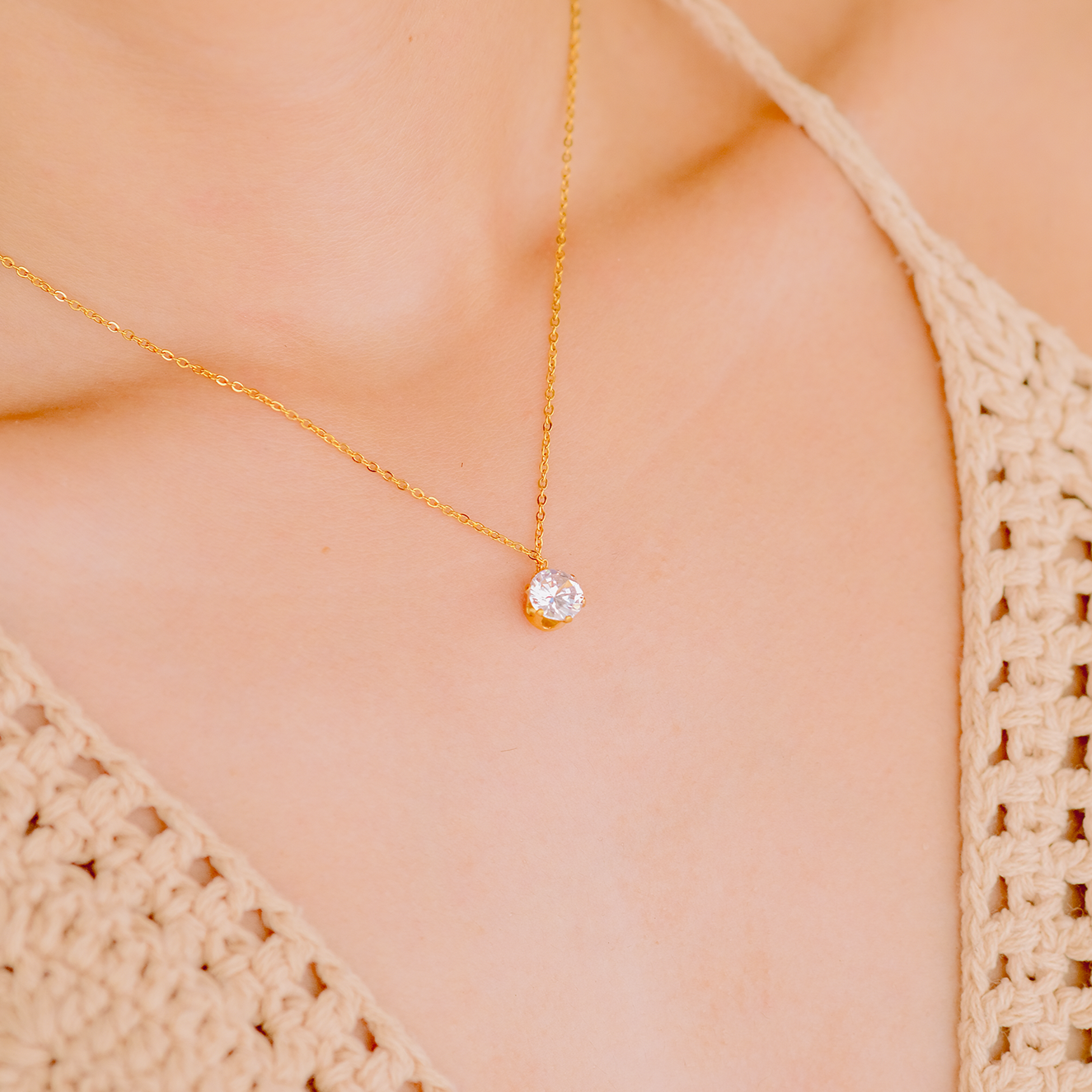 Kyla Necklace with Solitaire Pendant