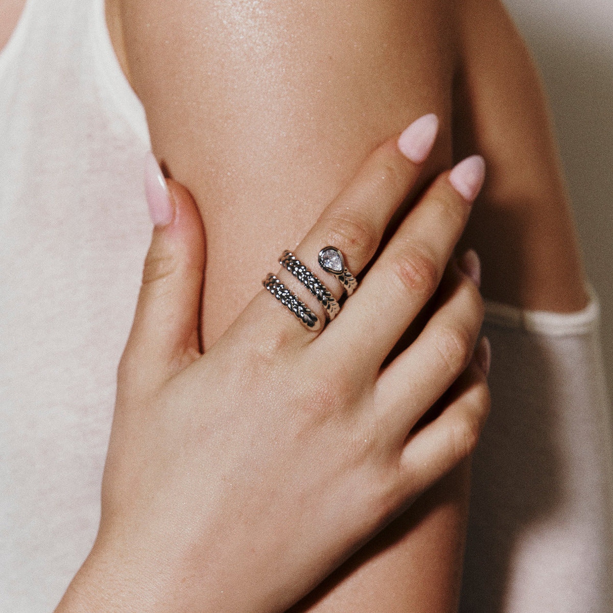 Davina Guld Drage Ring