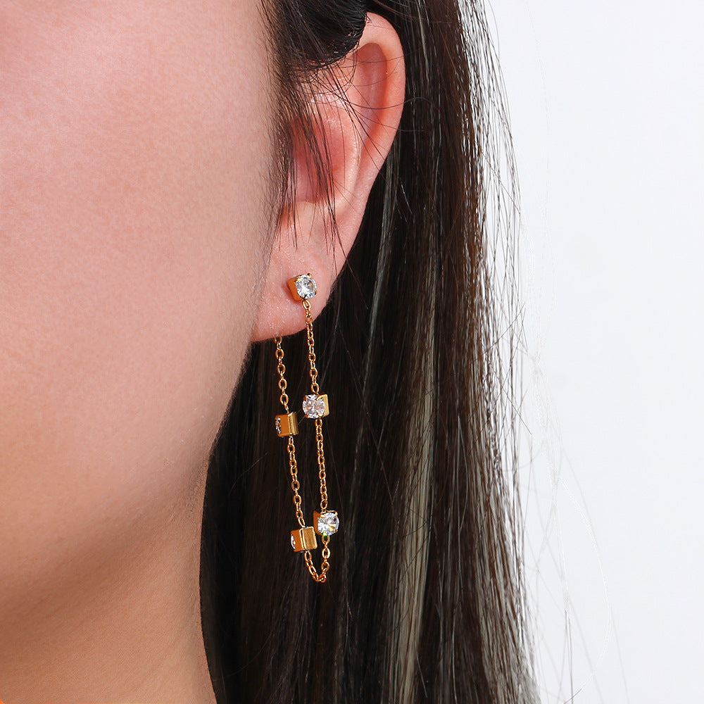 Iris Diamantøreringe" could be rewritten as "Iris Diamond Earrings.