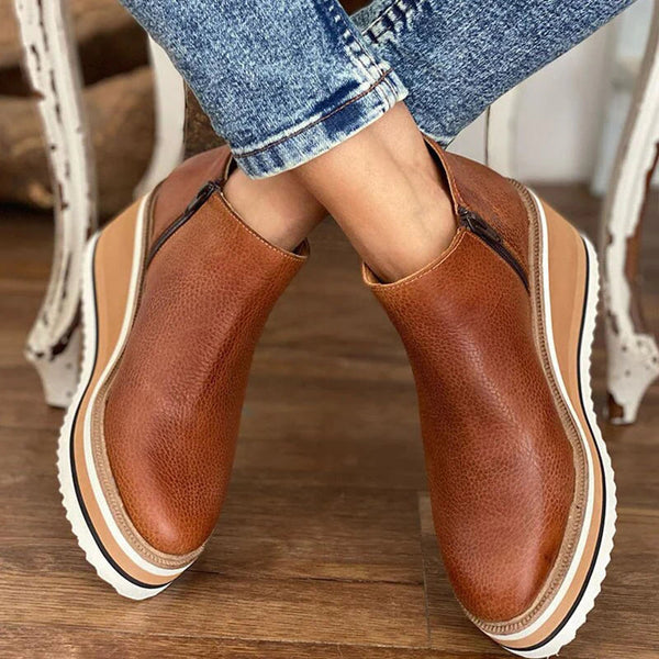 Deborah | Chic Ankle Boots