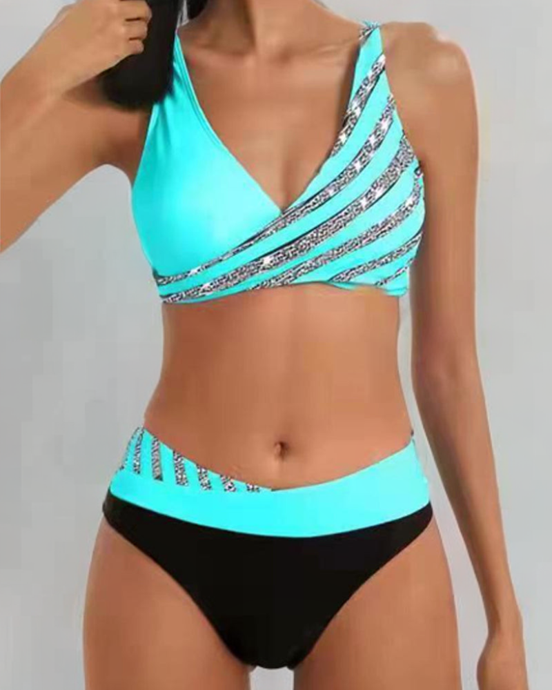 Mona - Trykt bikini i varme toner