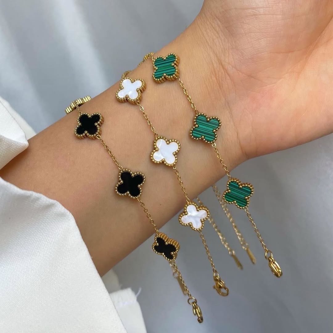 Hollywood Clover Series